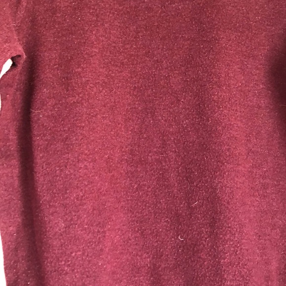 Moving sale! Elle top - Picture 3 of 3